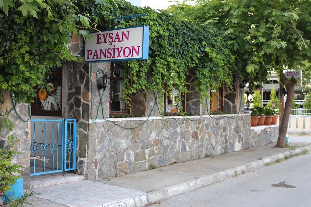 Eysan Pansiyon Akçay Exterior foto