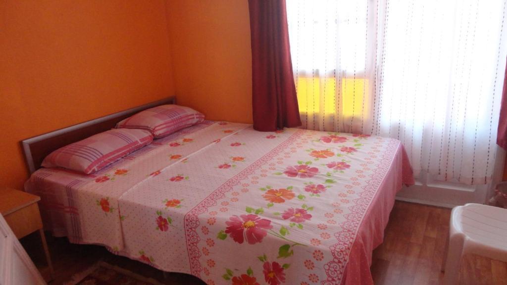 Eysan Pansiyon Akçay Habitación foto