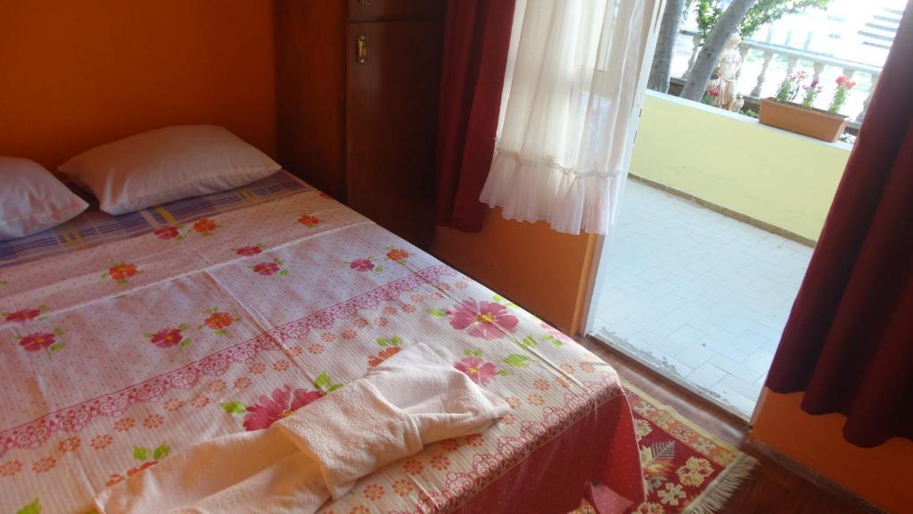 Eysan Pansiyon Akçay Habitación foto