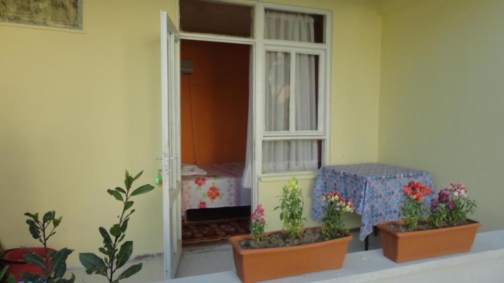 Eysan Pansiyon Akçay Exterior foto