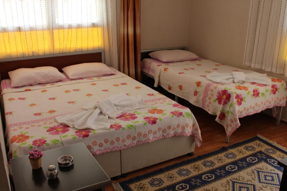 Eysan Pansiyon Akçay Exterior foto